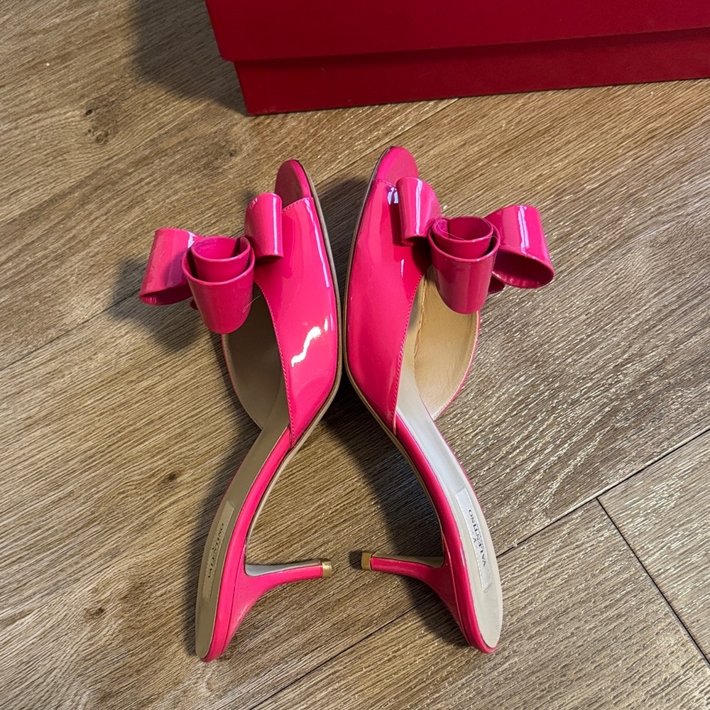 Valentino Pink Patent Leather Bow Slide Mules